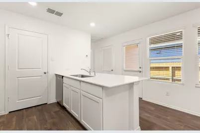 2038 Zephyr Lily, San Antonio, TX 78221 - Photo 5