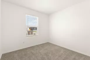 2038 Zephyr Lily, San Antonio, TX 78221 - Photo 7