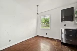 903 Aurora Cir, Austin, TX 78757 - Photo 11