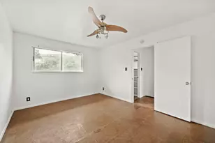 903 Aurora Cir, Austin, TX 78757 - Photo 13