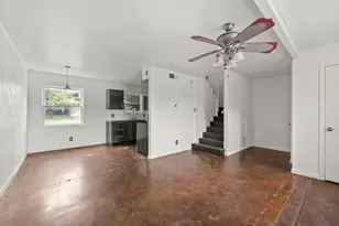 903 Aurora Cir, Austin, TX 78757 - Photo 5