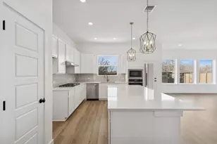 1404 Venus Cir, Round Rock, TX 78664 - Photo 5