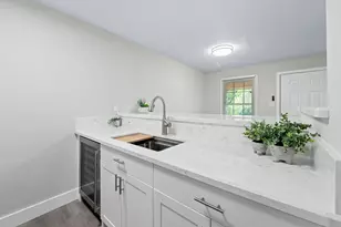 7801 Shoal Creek Blvd, Austin, TX 78757 - Photo 3