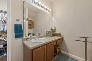 120 Holland St, Hutto, TX 78634 - Photo 15