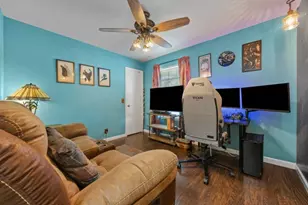 120 Holland St, Hutto, TX 78634 - Photo 3
