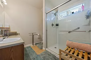 120 Holland St, Hutto, TX 78634 - Photo 17