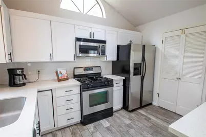 2108 Warfield Way, Austin, TX 78728 - Photo 9