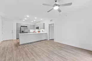 4801 Springdale Dr, Austin, TX 78723 - Photo 23