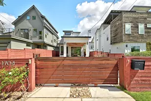 1704 E 13th St, Austin, TX 78702 - Photo 3