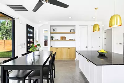 1704 E 13th Street #B, Austin, TX 78702 - Photo 11