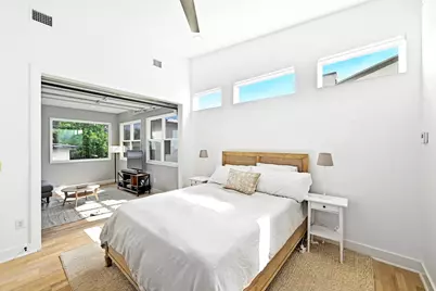1704 E 13th Street #B, Austin, TX 78702 - Photo 27