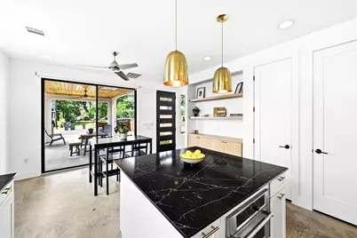 1704 E 13th Street #B, Austin, TX 78702 - Photo 15