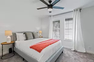 800 Huntingdon Pl, Austin, TX 78745 - Photo 13