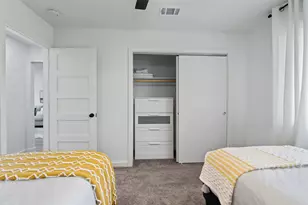 800 Huntingdon Pl, Austin, TX 78745 - Photo 15