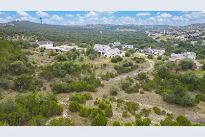 105 Stephanie Lane, Lakeway, TX 78738 - Photo 9