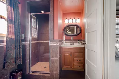 303 W Austin Street, Fredericksburg, TX 78624 - Photo 17