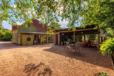 303 W Austin Street, Fredericksburg, TX 78624 - Photo 29