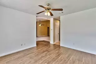 13269 Kerrville Folkway, Austin, TX 78729 - Photo 11