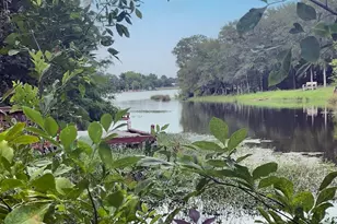 117 Caddo, Smithville, TX 78957 - Photo 1