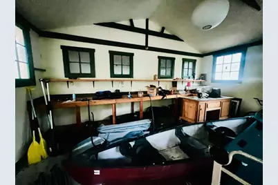 117 Caddo, Smithville, TX 78957 - Photo 11