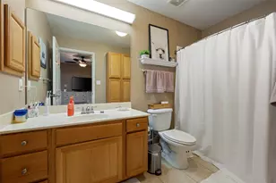6900 E Riverside Dr, Austin, TX 78741 - Photo 23