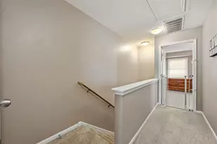 6900 E Riverside Dr, Austin, TX 78741 - Photo 15