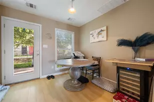 6900 E Riverside Dr, Austin, TX 78741 - Photo 7