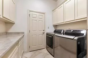 13012 Country Trails Ln, Austin, TX 78732 - Photo 25