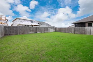 321 Lariat Loop, Liberty Hill, TX 78642 - Photo 31