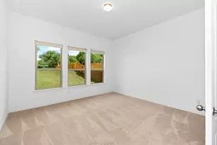 1128 Ridge Runner Dr, Georgetown, TX 78628 - Photo 21