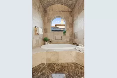 504 Black Wolf Run, Lakeway, TX 78738 - Photo 31