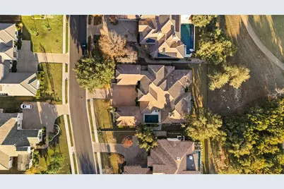 504 Black Wolf Run, Lakeway, TX 78738 - Photo 35