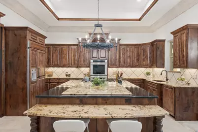 504 Black Wolf Run, Lakeway, TX 78738 - Photo 17