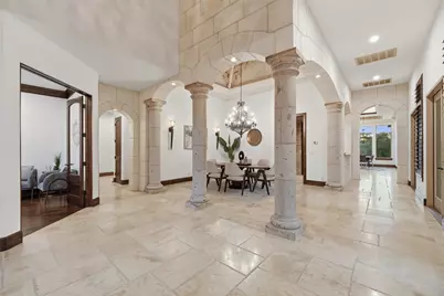 504 Black Wolf Run, Lakeway, TX 78738 - Photo 9