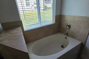 404 Mesa Dr, Del Valle, TX 78617 - Photo 11