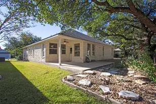 102 Lavaca Ln, Georgetown, TX 78628 - Photo 27