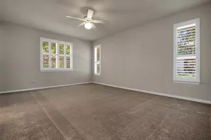 102 Lavaca Ln, Georgetown, TX 78628 - Photo 17