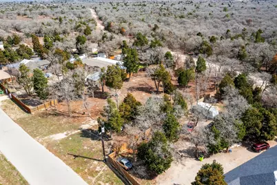 147 SE Jasmine Heights SE, Elgin, TX 78621 - Photo 19