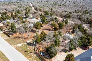 147 SE Jasmine Heights SE, Elgin, TX 78621 - Photo 19