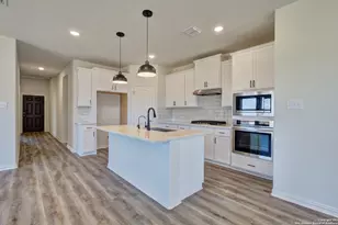 1504 Spechts Ranch Rd, New Braunfels, TX 78132 - Photo 3