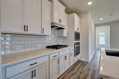 1504 Spechts Ranch Road, New Braunfels, TX 78132 - Photo 3