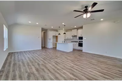 1504 Spechts Ranch Road, New Braunfels, TX 78132 - Photo 7