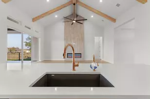 212 Three Rivers Rd, Florence, TX 76527 - Photo 9