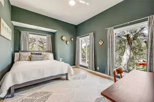 8004 Golden Oaks Ln, Austin, TX 78737 - Photo 23