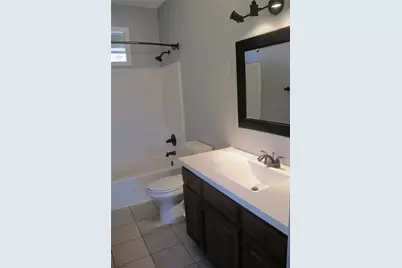 2805 E 22nd Street #B, Austin, TX 78722 - Photo 15
