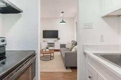 4701 Red River Street #102, Austin, TX 78751 - Photo 5