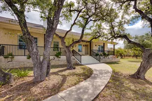 613 Canyon Rim Dr, Dripping Springs, TX 78620 - Photo 1