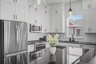 2930 Moreno St, Austin, TX 78723 - Photo 9