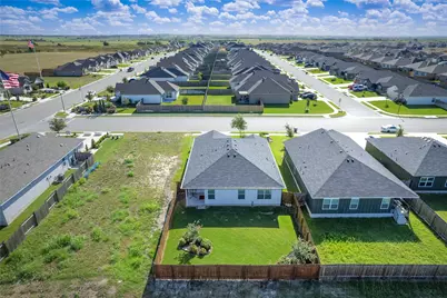 108 Hemp Hill, Jarrell, TX 76537 - Photo 29
