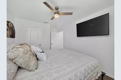 108 Hemp Hill, Jarrell, TX 76537 - Photo 17